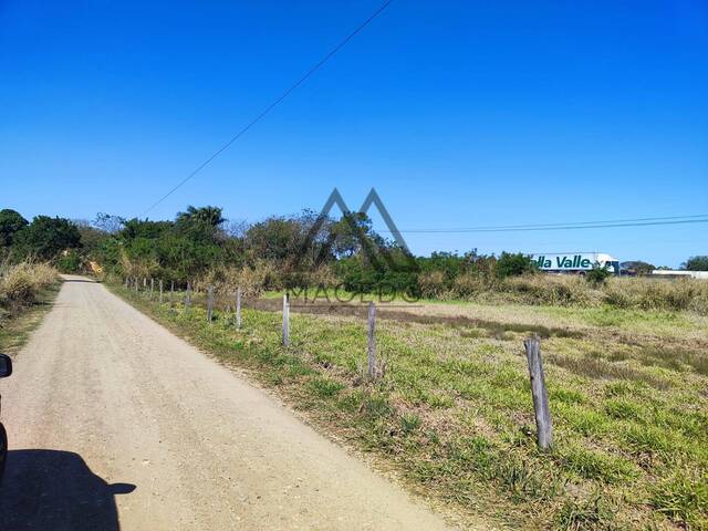 Terreno para Venda em Quadra - 4