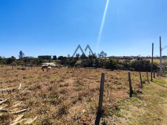 Terreno para Venda em Quadra - 3