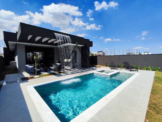 #635 - Casa em condomínio para Venda em Pardinho - SP - 2