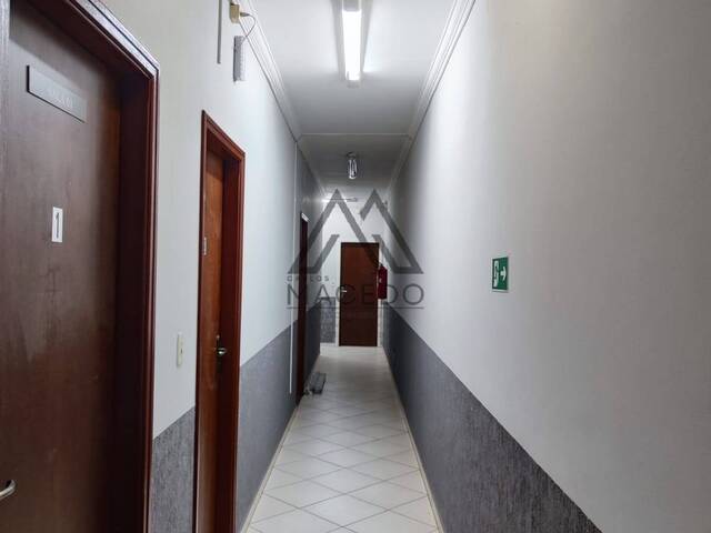 #646 - Sobreloja para Locação em Cesário Lange - SP