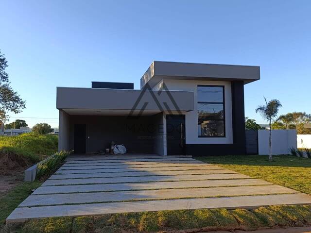 Casa em condomínio para Venda em Pardinho - 2