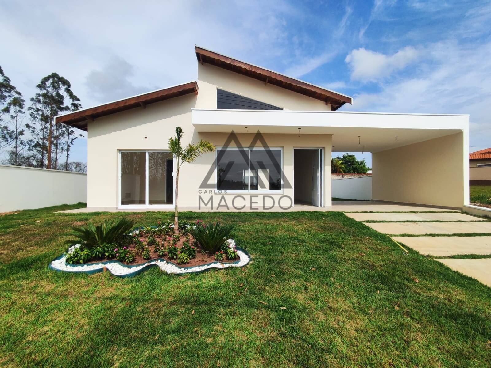 Casa de Condomínio à venda com 3 quartos, 450m² - Foto 2
