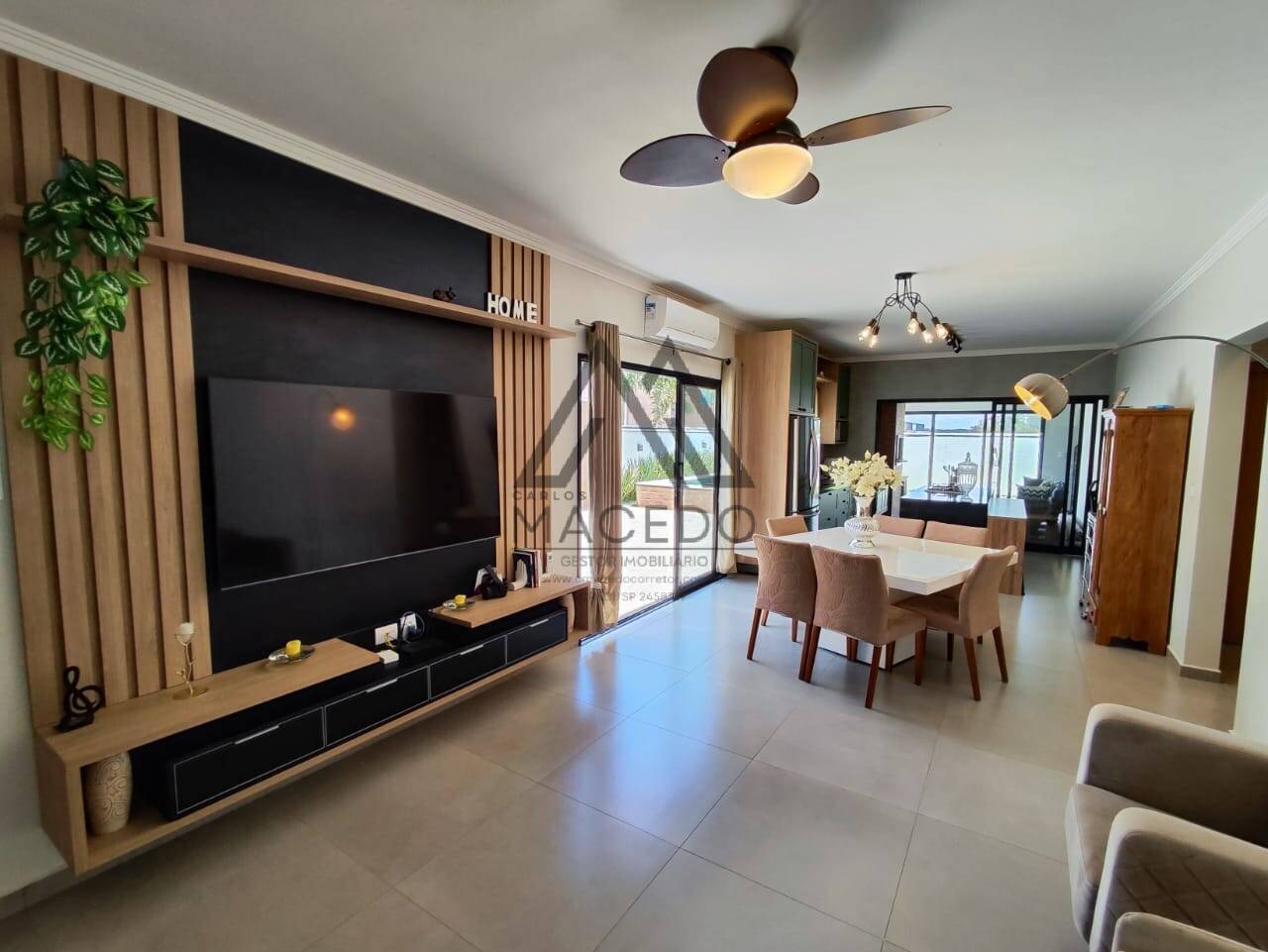 Casa de Condomínio à venda com 3 quartos, 450m² - Foto 3