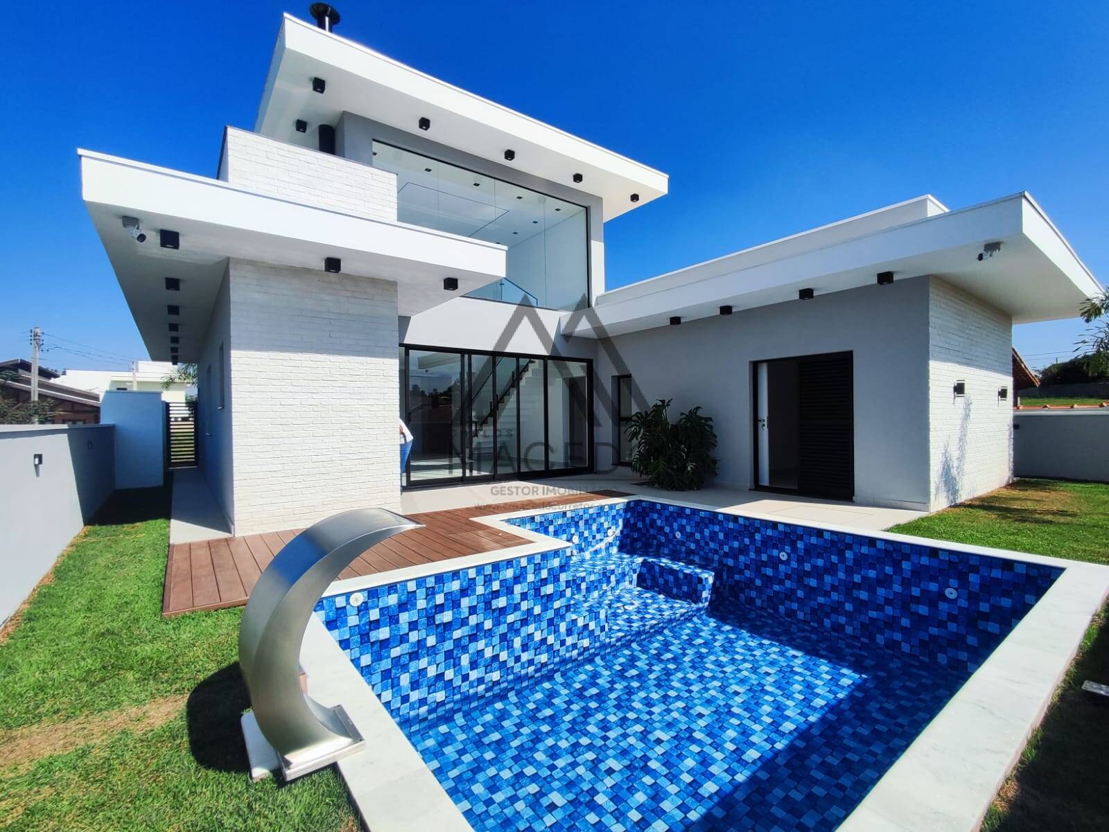 Casa de Condomínio à venda com 4 quartos, 420m² - Foto 8