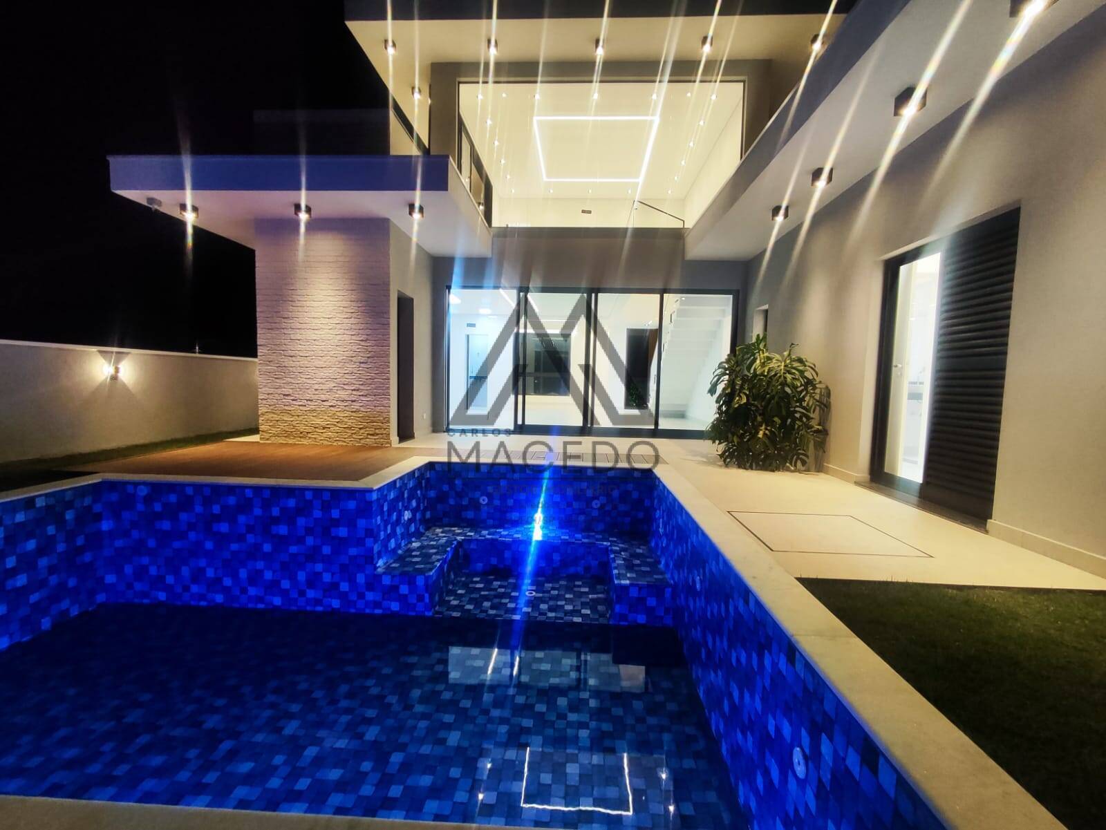 Casa de Condomínio à venda com 4 quartos, 420m² - Foto 25