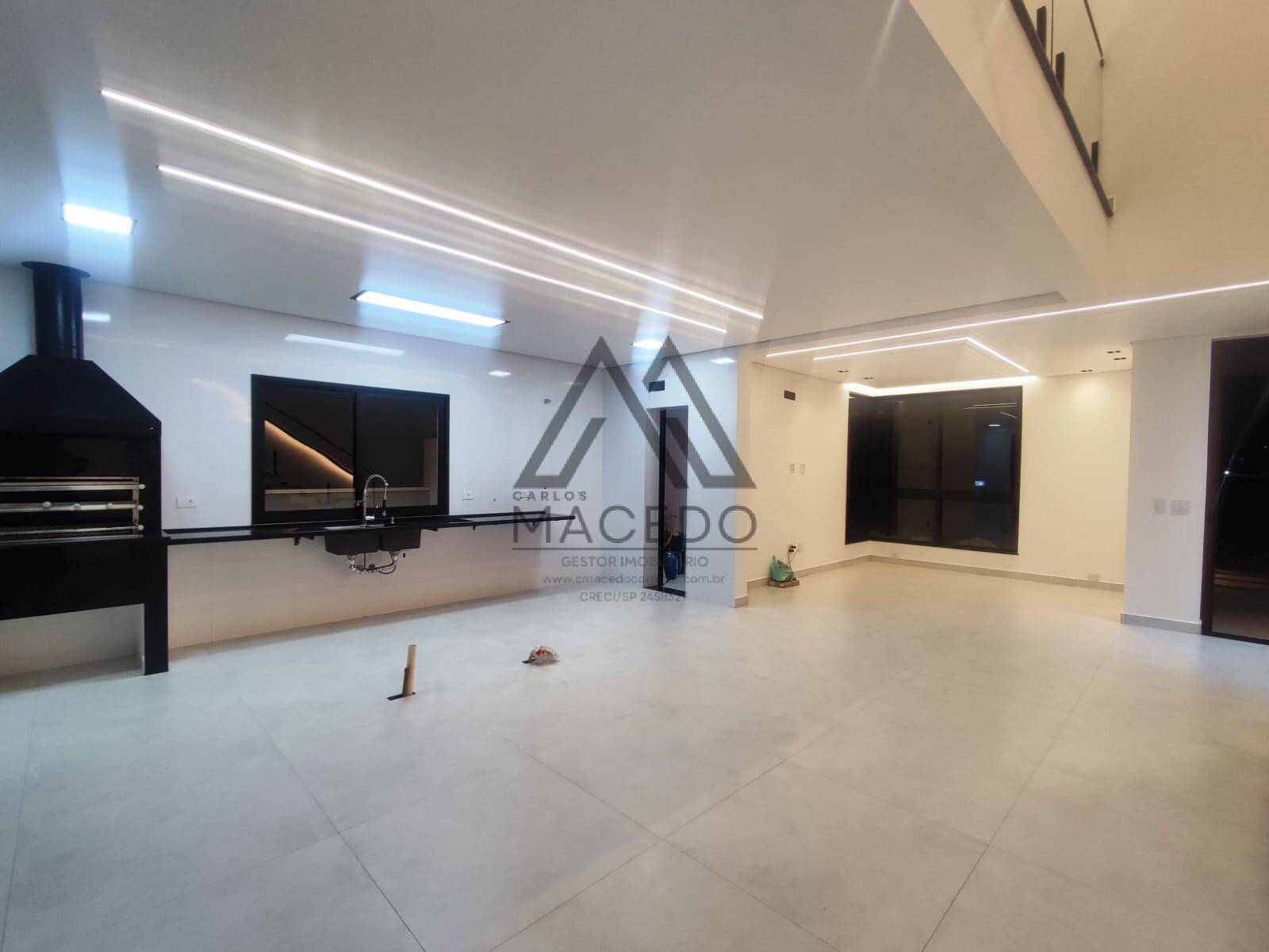 Casa de Condomínio à venda com 4 quartos, 420m² - Foto 28