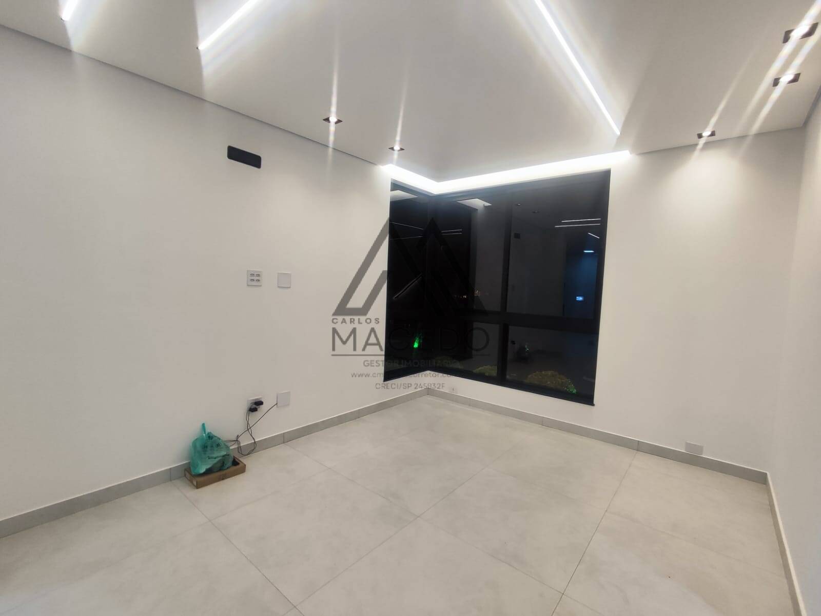 Casa de Condomínio à venda com 4 quartos, 420m² - Foto 30