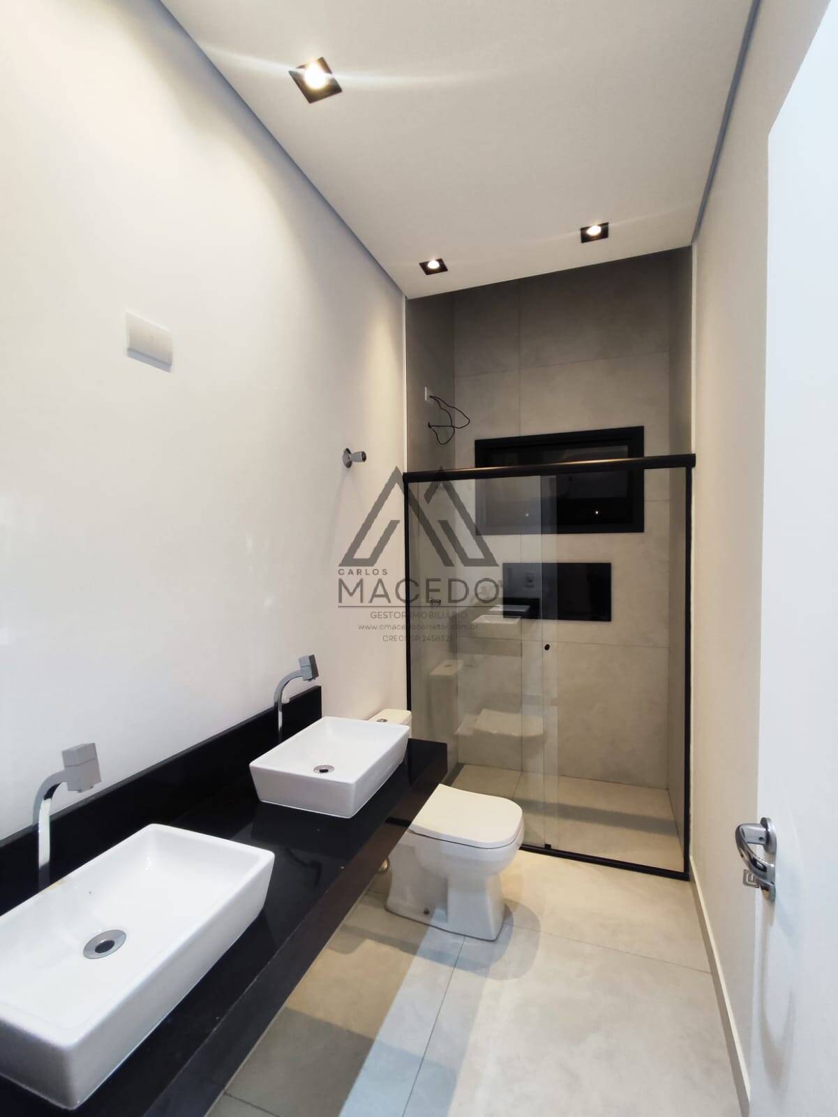Casa de Condomínio à venda com 4 quartos, 420m² - Foto 33