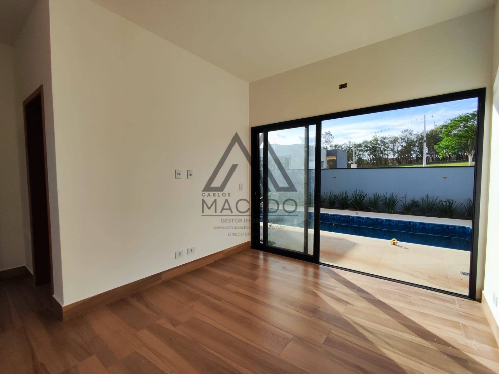Casa de Condomínio à venda com 3 quartos, 450m² - Foto 18