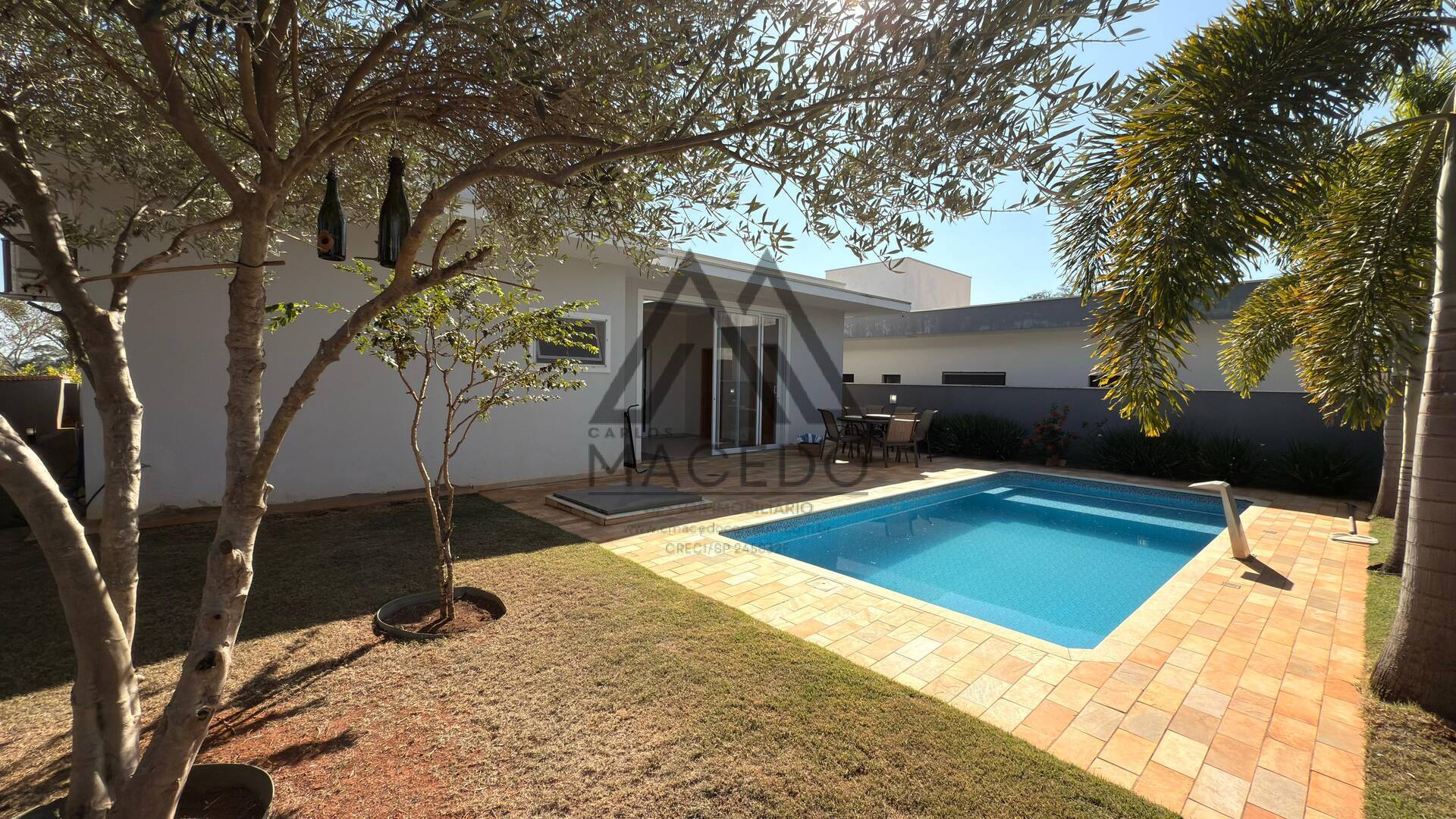 Casa à venda com 3 quartos, 450m² - Foto 11