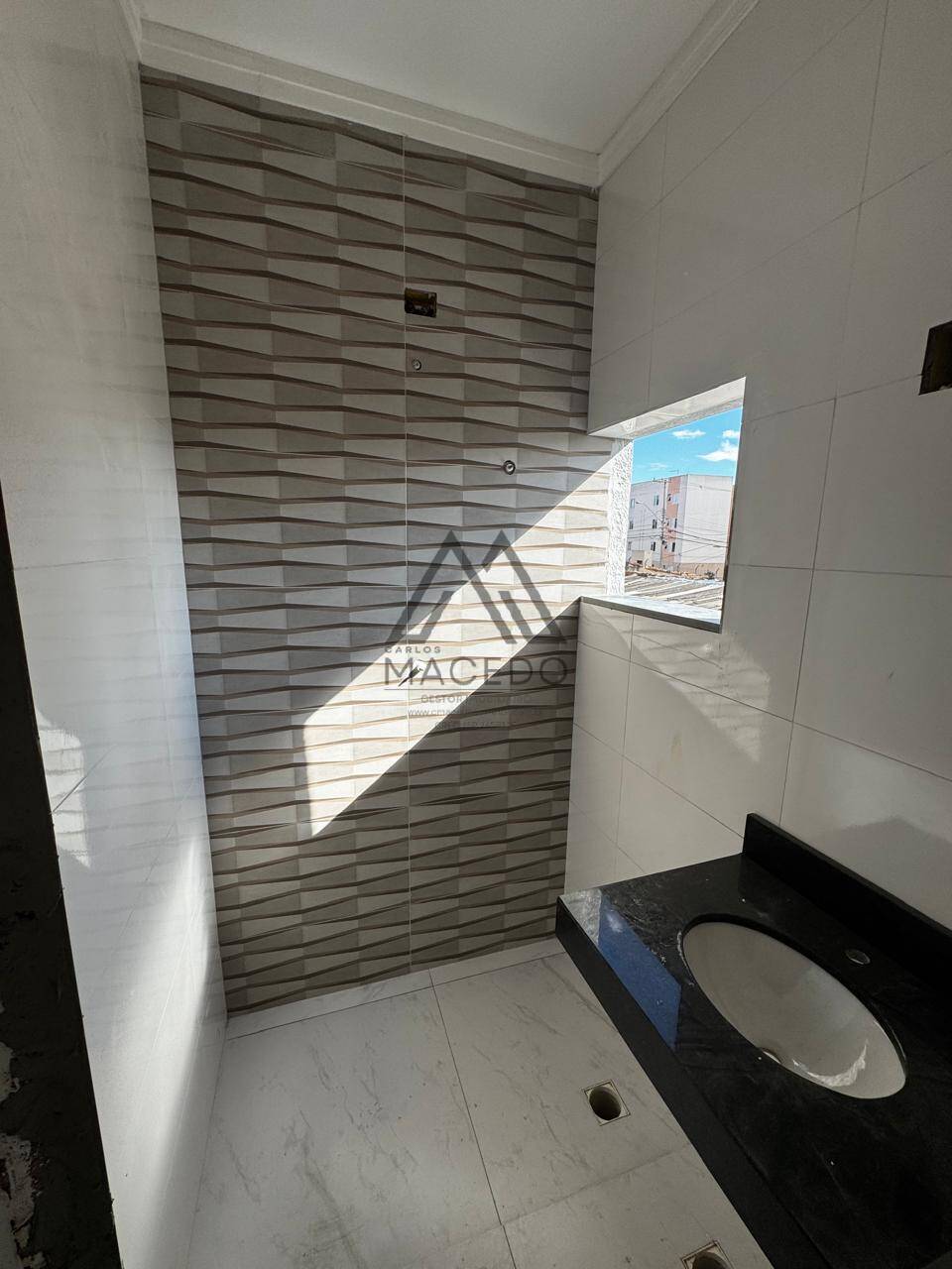 Casa à venda com 2 quartos, 80m² - Foto 11