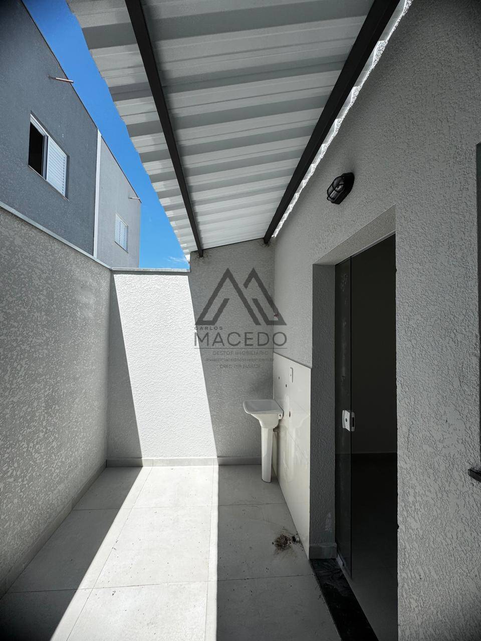 Casa à venda com 2 quartos, 80m² - Foto 9