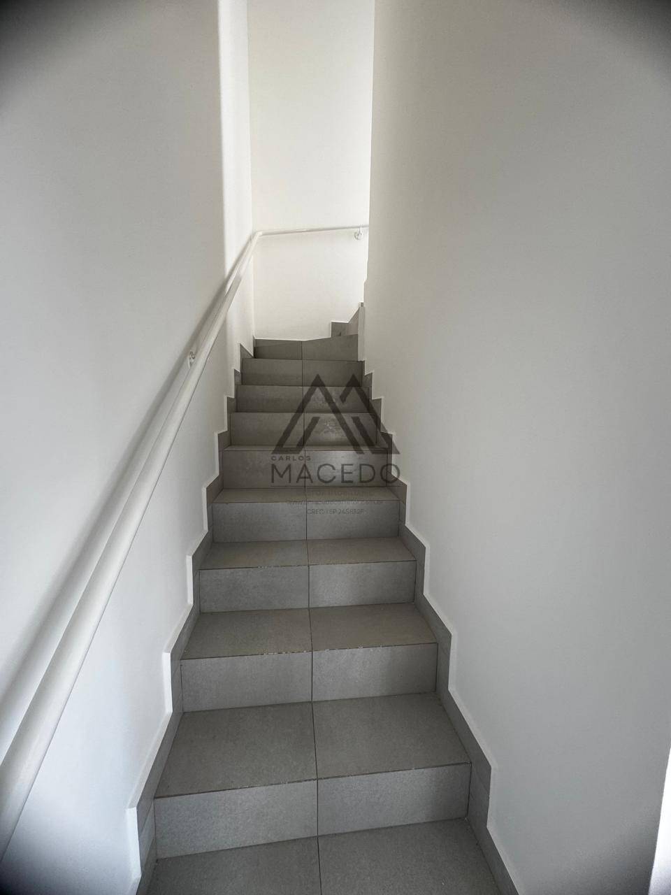 Casa à venda com 2 quartos, 80m² - Foto 10