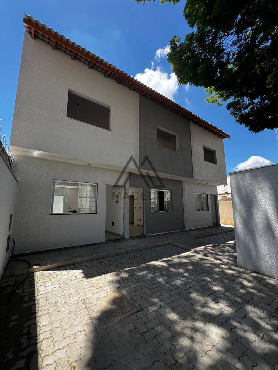 Casa à venda com 2 quartos, 80m² - Foto 14