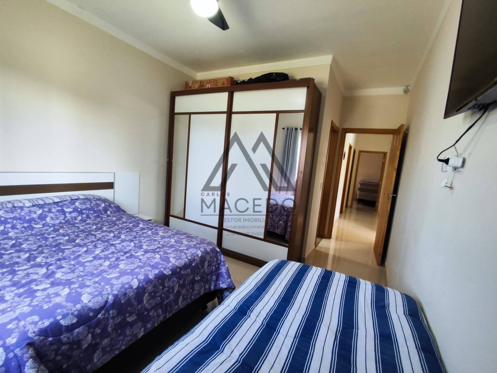 Casa de Condomínio à venda com 3 quartos, 450m² - Foto 18