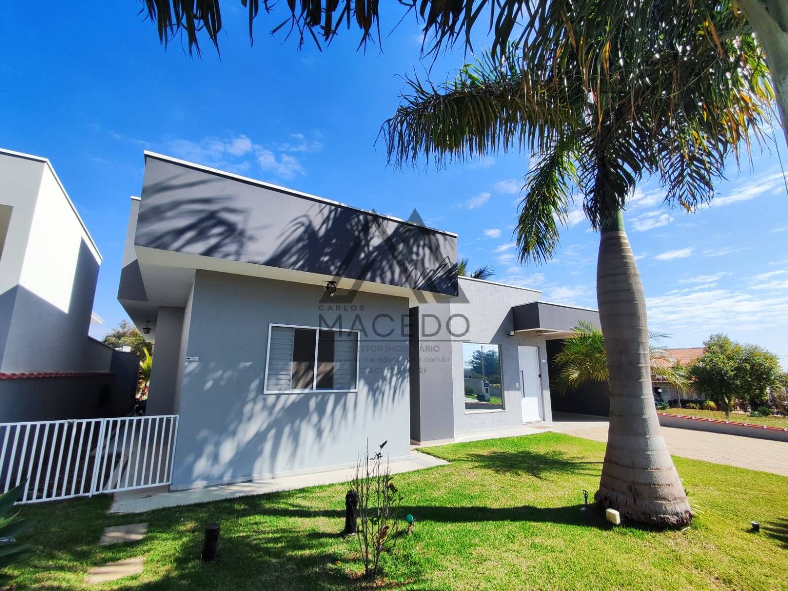 Casa de Condomínio à venda com 3 quartos, 450m² - Foto 23