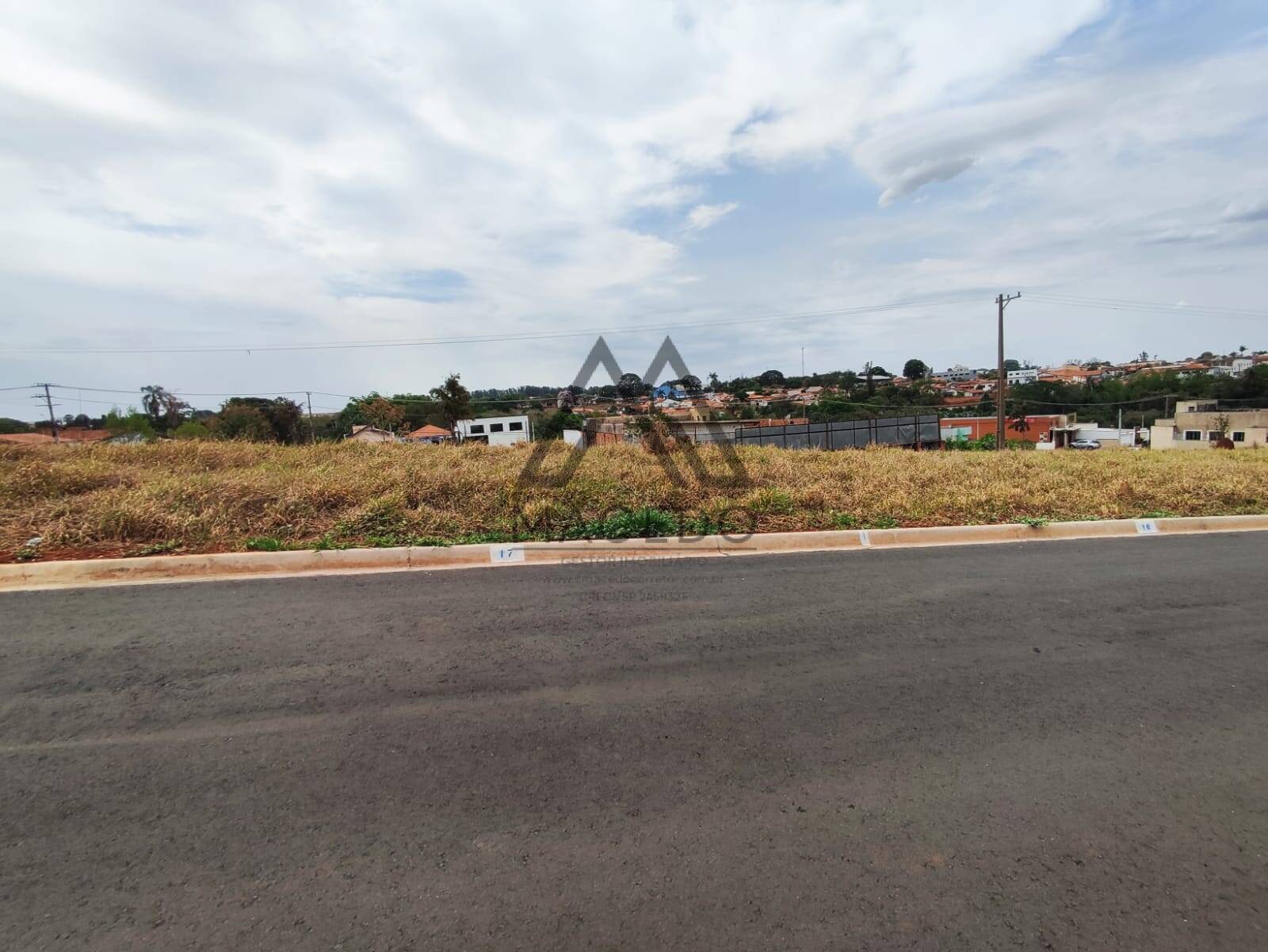 Terreno, 200 m² - Foto 1