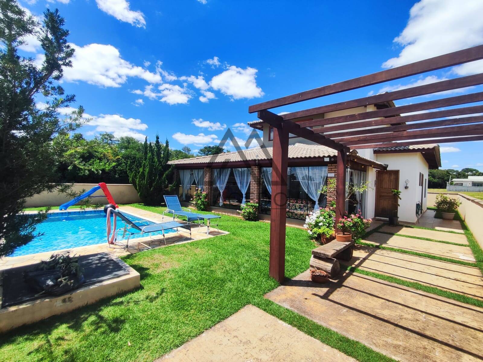 Casa, 3 quartos, 450 m² - Foto 2